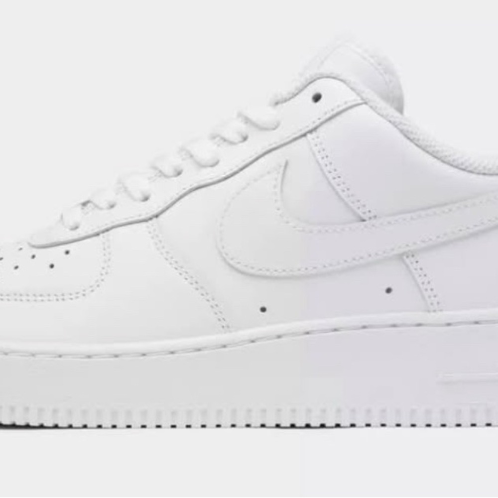 Nike Men's Classic White Air Force ones